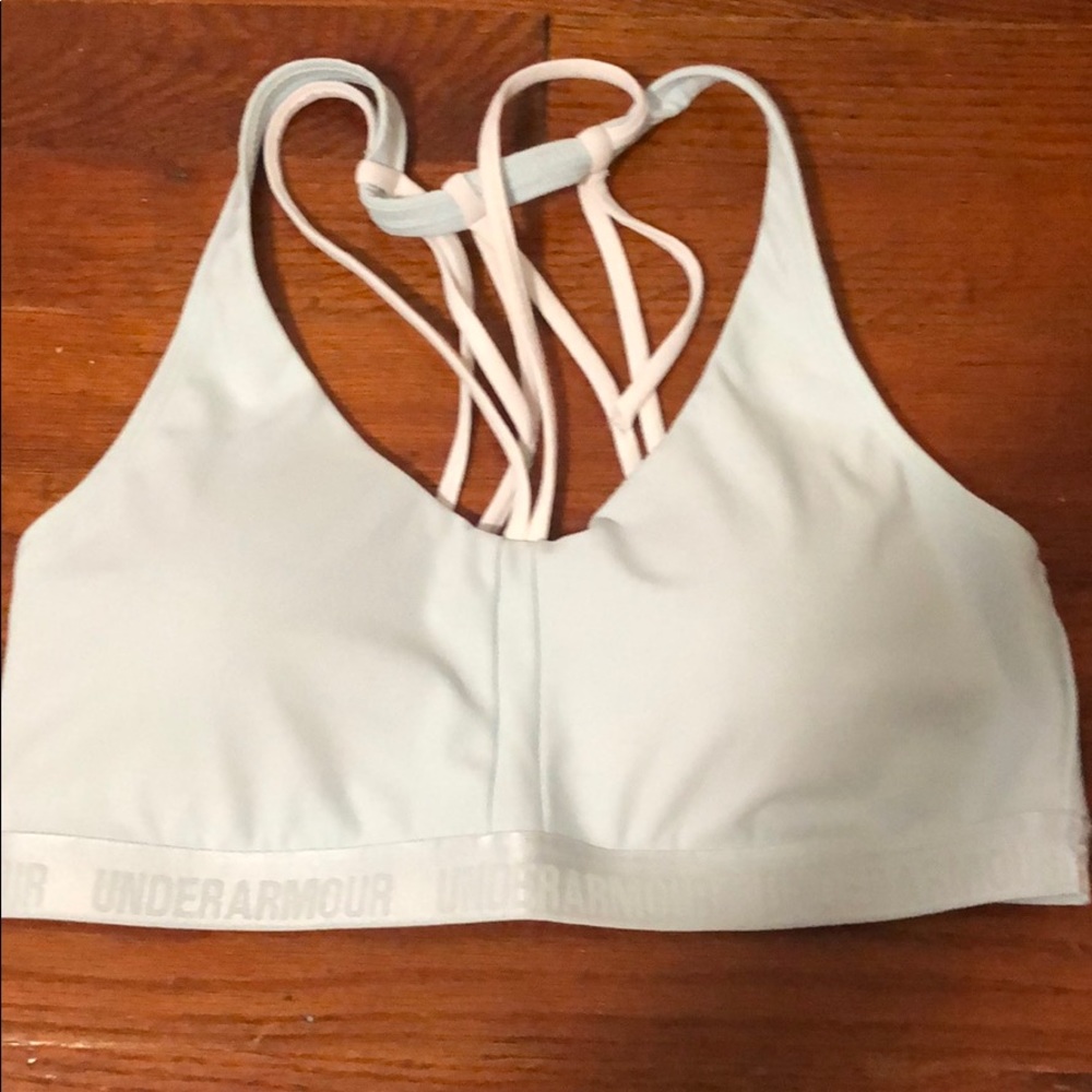 Under Armour Sports Bra - Size Medium